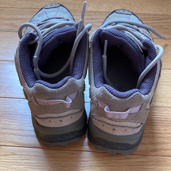 Columbia hiking boots size 8 1/2 - Picture 4 of 8